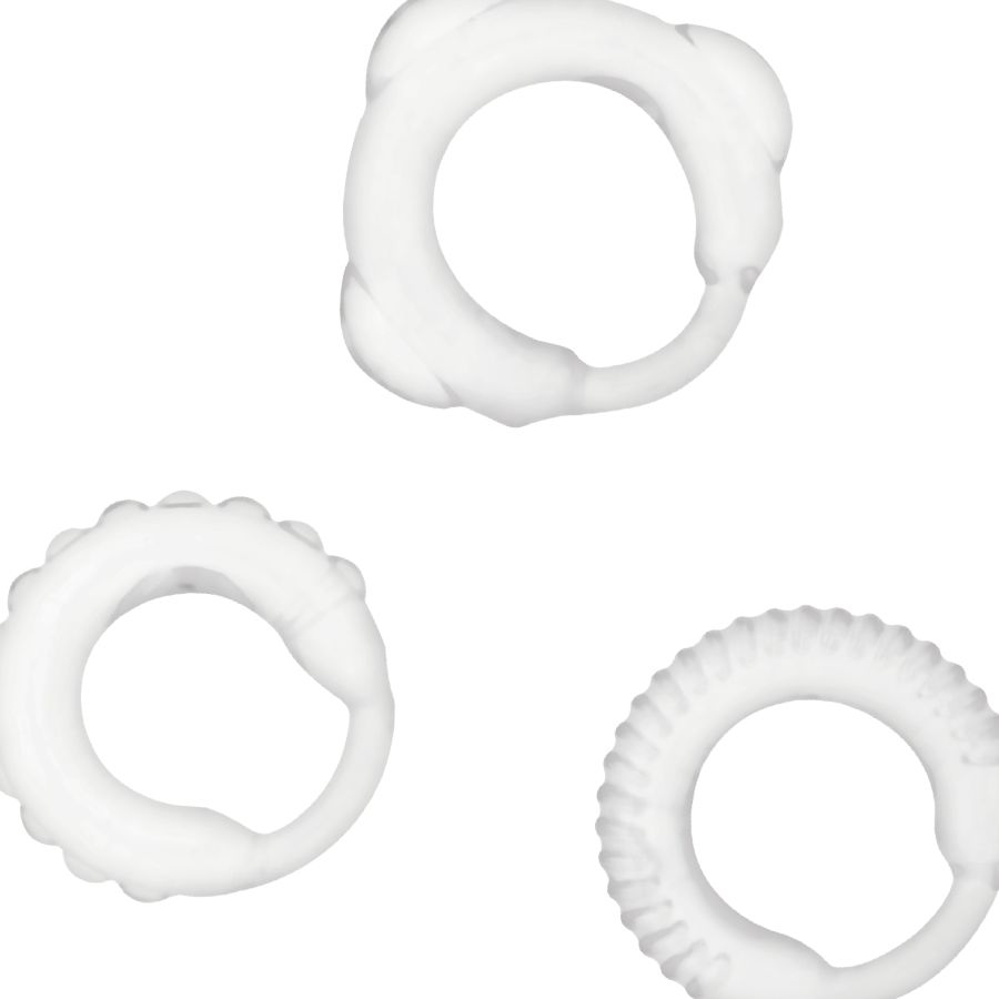 Drei durchsichtige C-Ringe. Unterschiedliche Designs: geriffelt, mit Noppen und mit Ausbuchtungen. Alle mit einer Basis.