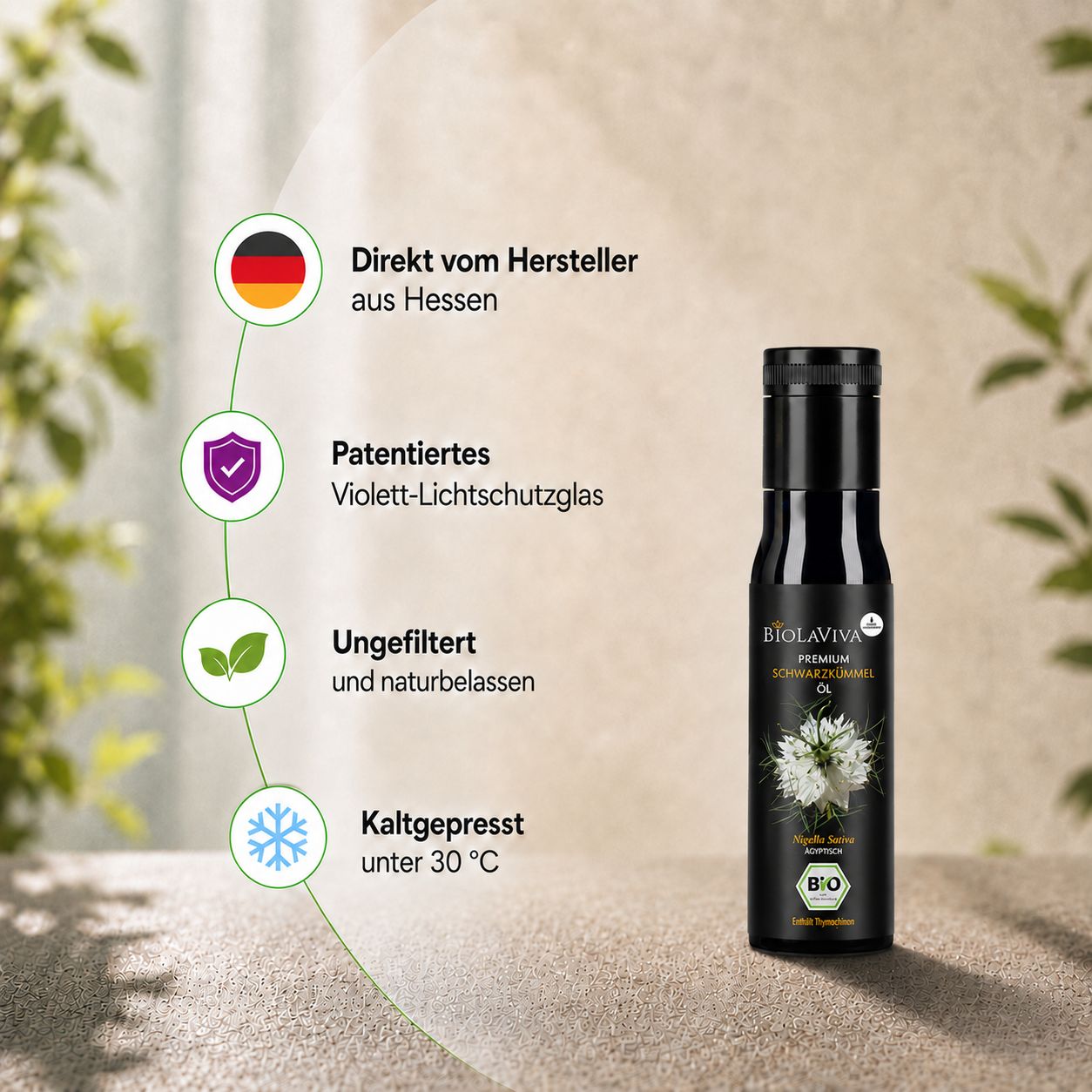 BIOLAVIVA Schwarzkümmelöl Flasche neben Icons: Herkunft, Violettglas, ungefiltert, kaltgepresst.
