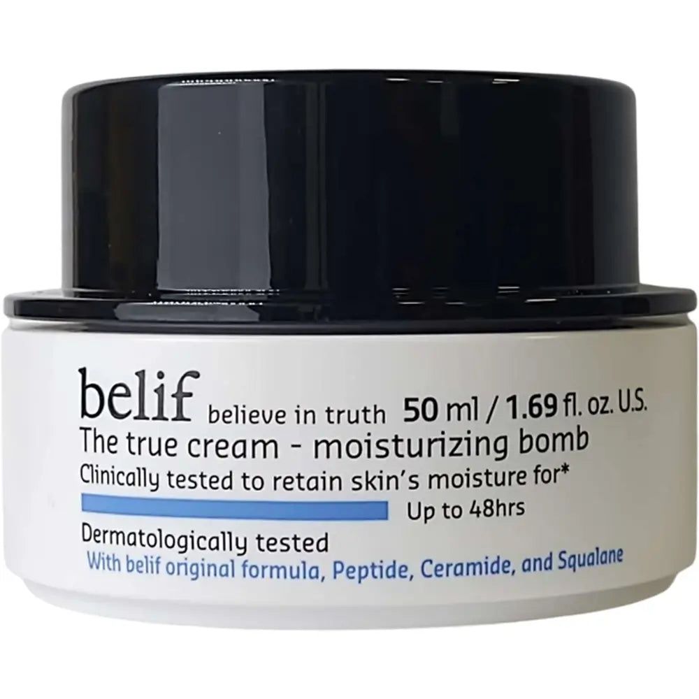 Belif The True Cream Moisturizing Bomb Tiegel mit schwarzem Deckel. Enthält 50 ml.