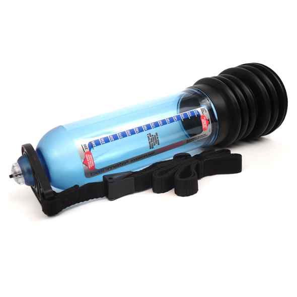 Blau-transparenter Zylinder mit schwarzem Griff und Messskala. Schwarzer Gurt mit Schnalle. Produkt für Intimgesundheit.