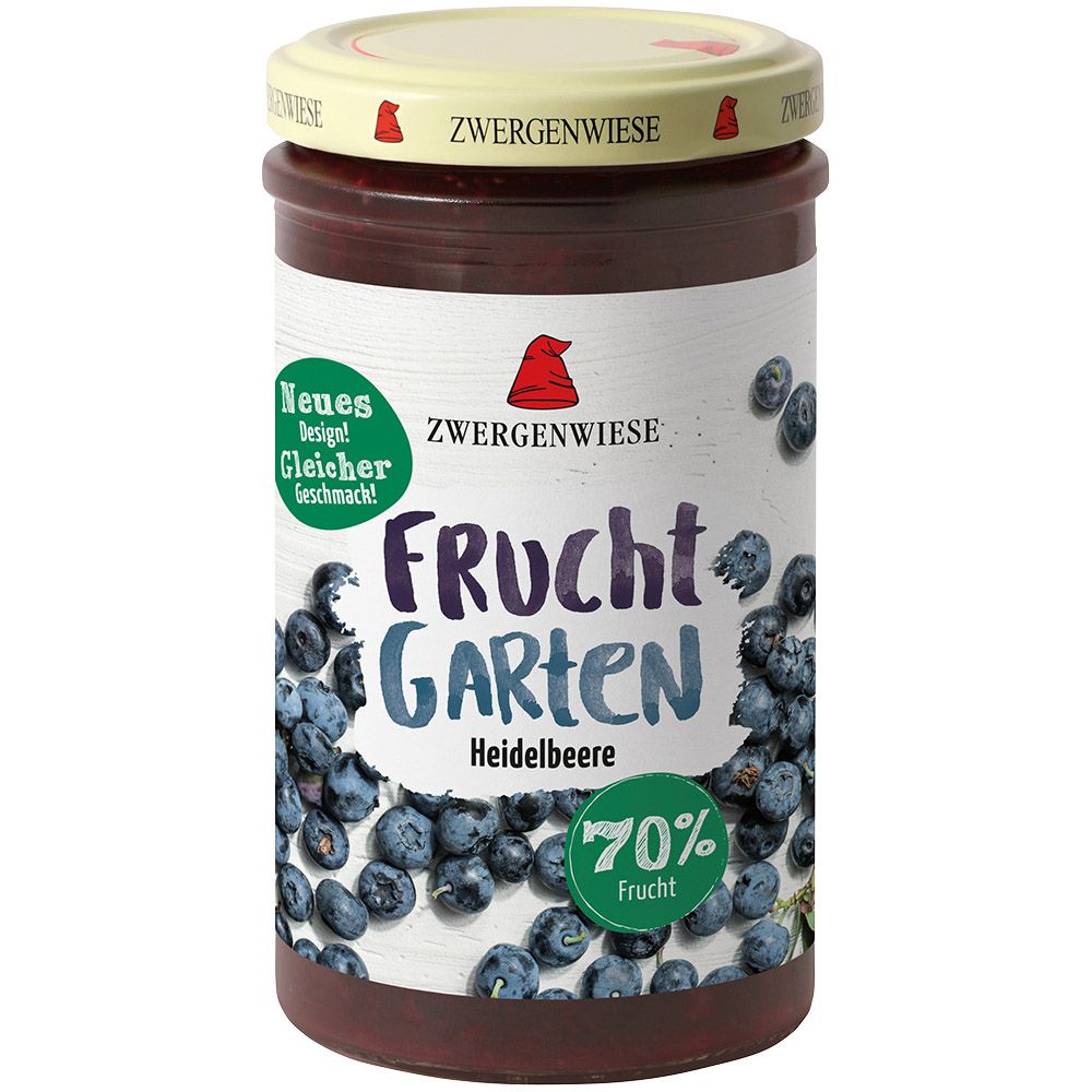 Glas mit Aufstrich. Deckel mit Logo. Aufschrift: Frucht Garten Heidelbeere, 70% Frucht. Logo: Zwergenwiese.