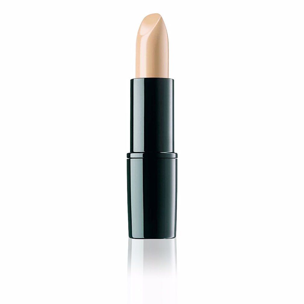 Artdeco Perfect Stick. Beige Produkt in schwarzer Hülse. Spitze Form. Auf weißem Hintergrund.