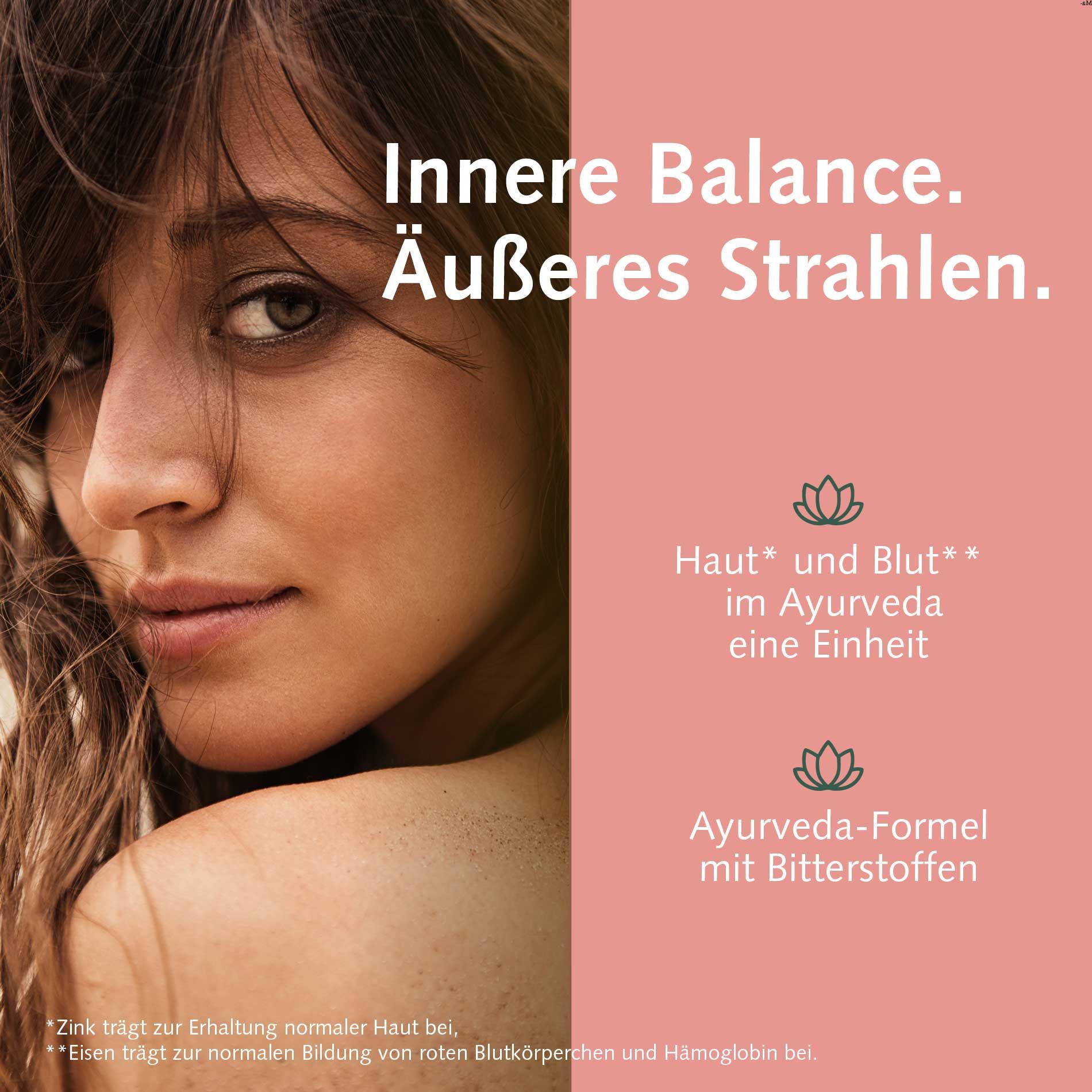 Porträt einer Frau. Text: Innere Balance. Äußeres Strahlen. Text über Haut und Blut im Ayurveda. Ayurveda-Formel mit Bitterstoffen.