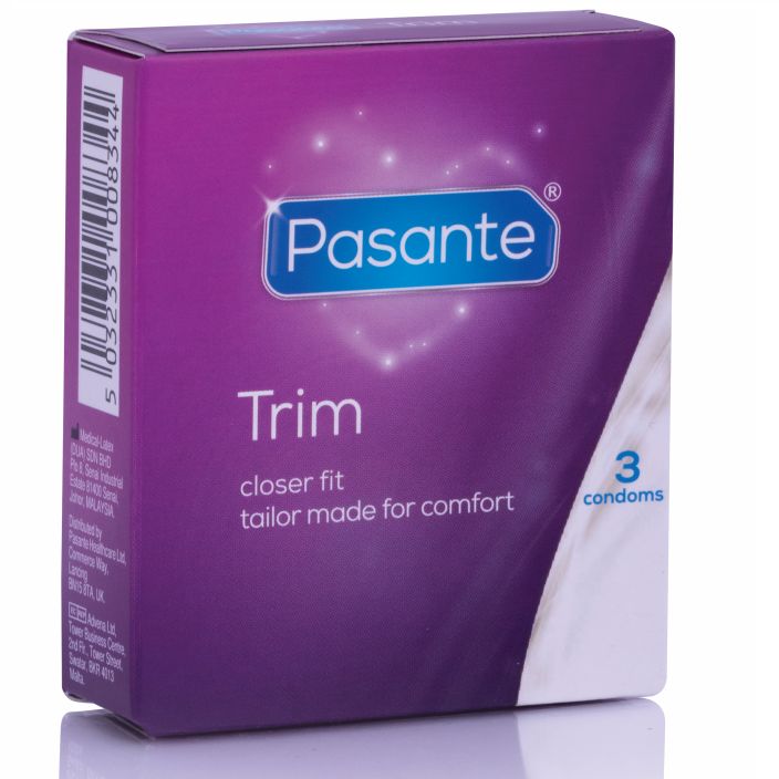 Produktverpackung. Pasante Trim, closer fit, 3 Kondome. Lila Schachtel mit weißem Text.