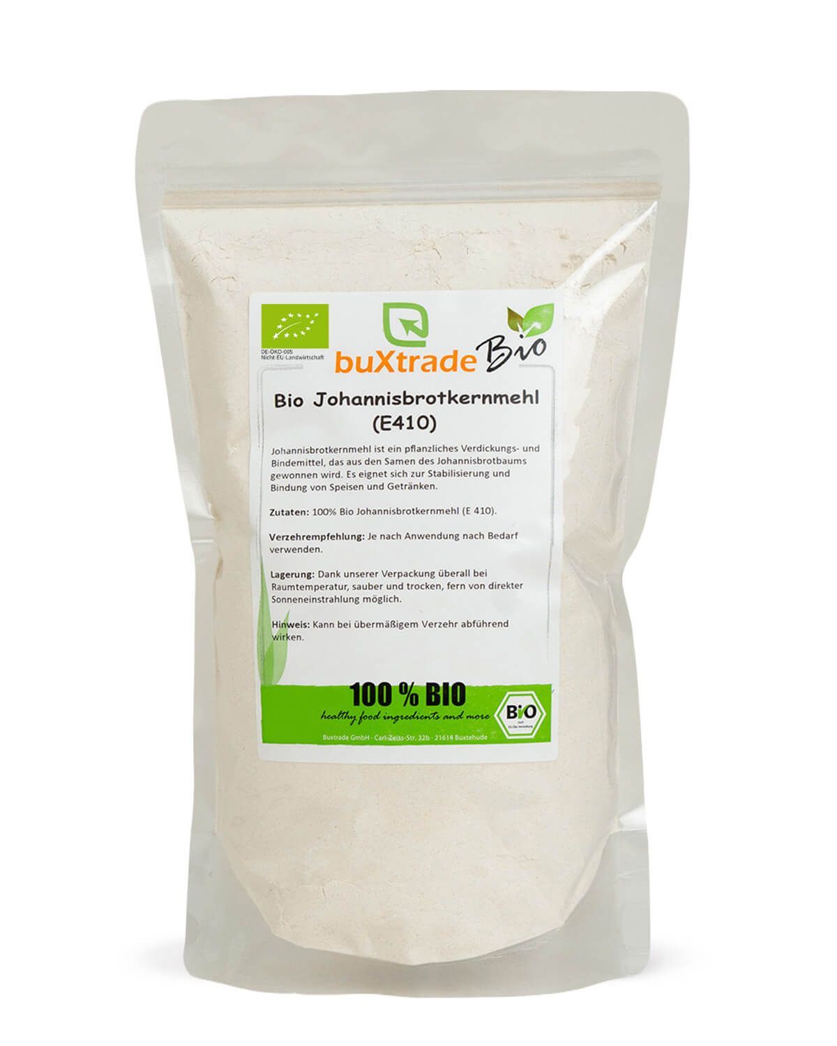 Standbodenbeutel mit Bio Johannisbrotkernmehl, vorne Etikett mit Produktinformationen und Bio-Siegel.
