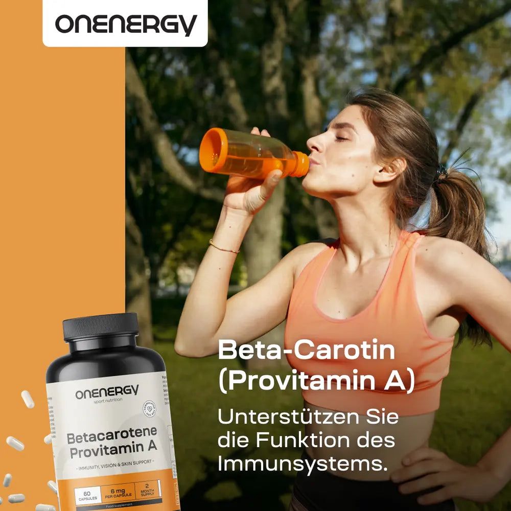 Frau trinkt Wasser, daneben eine Dose OnEnergy Betacaroten (Provitamin A).