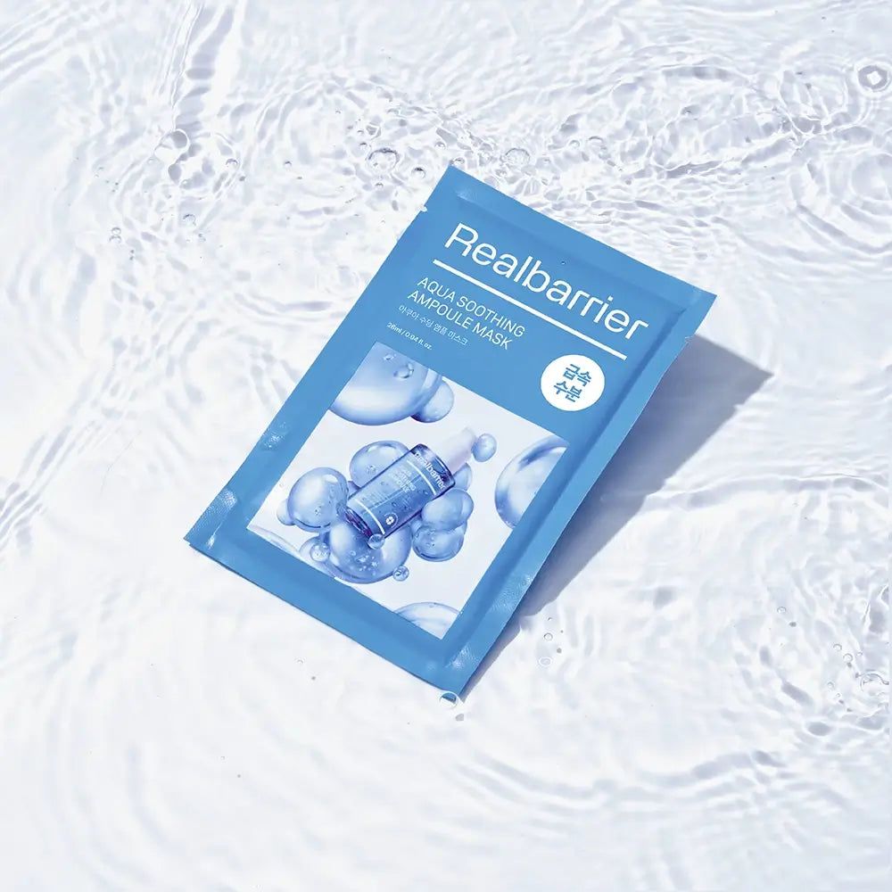 Blaues Produkt-Päckchen mit Produktabbildung und Schriftzug Realbarrier.