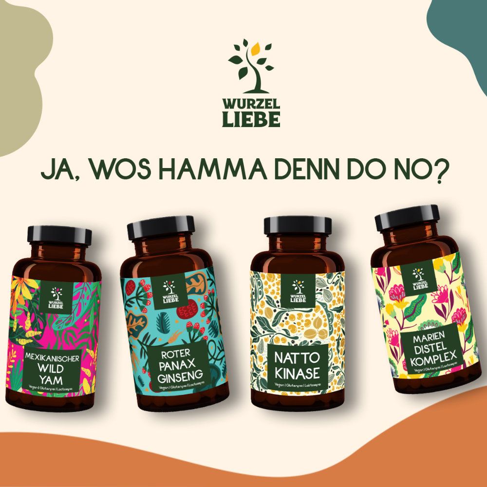 Vier Flaschen mit Kapseln. Aufschrift: WURZELLIEBE. Verschiedene Produkte: Wild Yam, Ginseng, Natto Kinase, Mariendistel Komplex.
