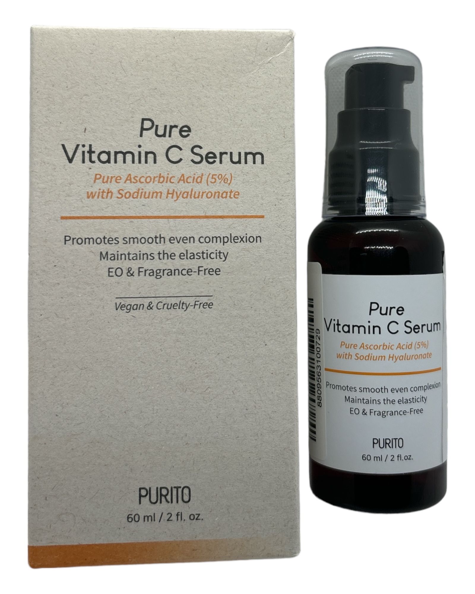 Braune Glasflasche mit Pumpe und Karton. Beschriftung: Pure Vitamin C Serum, Pure Ascorbic Acid (5%), Sodium Hyaluronate. Vegan & Cruelty-Free.