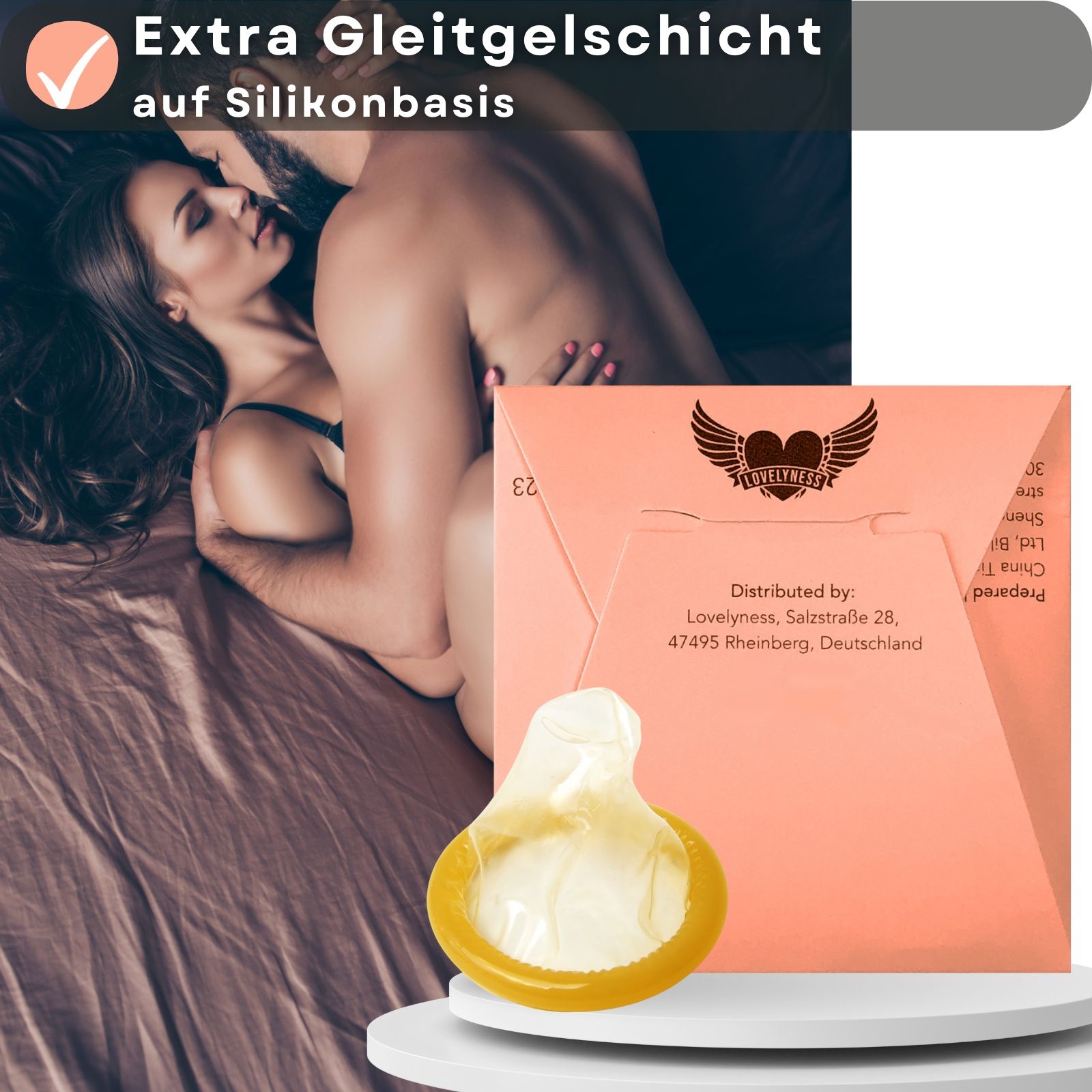 Kondomverpackung und Kondom. Text: Extra Gleitgelschicht auf Silikonbasis.