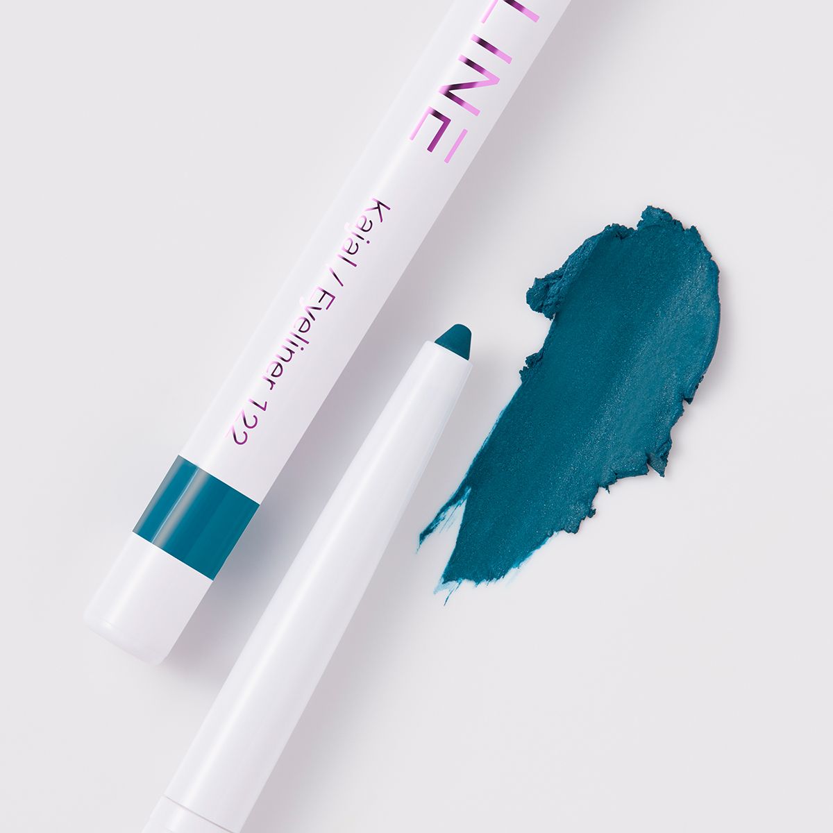 Cosline Kajal Eyeliner 122 Petrol. Weißer Stift mit blauer Mine. Farbabstrich.