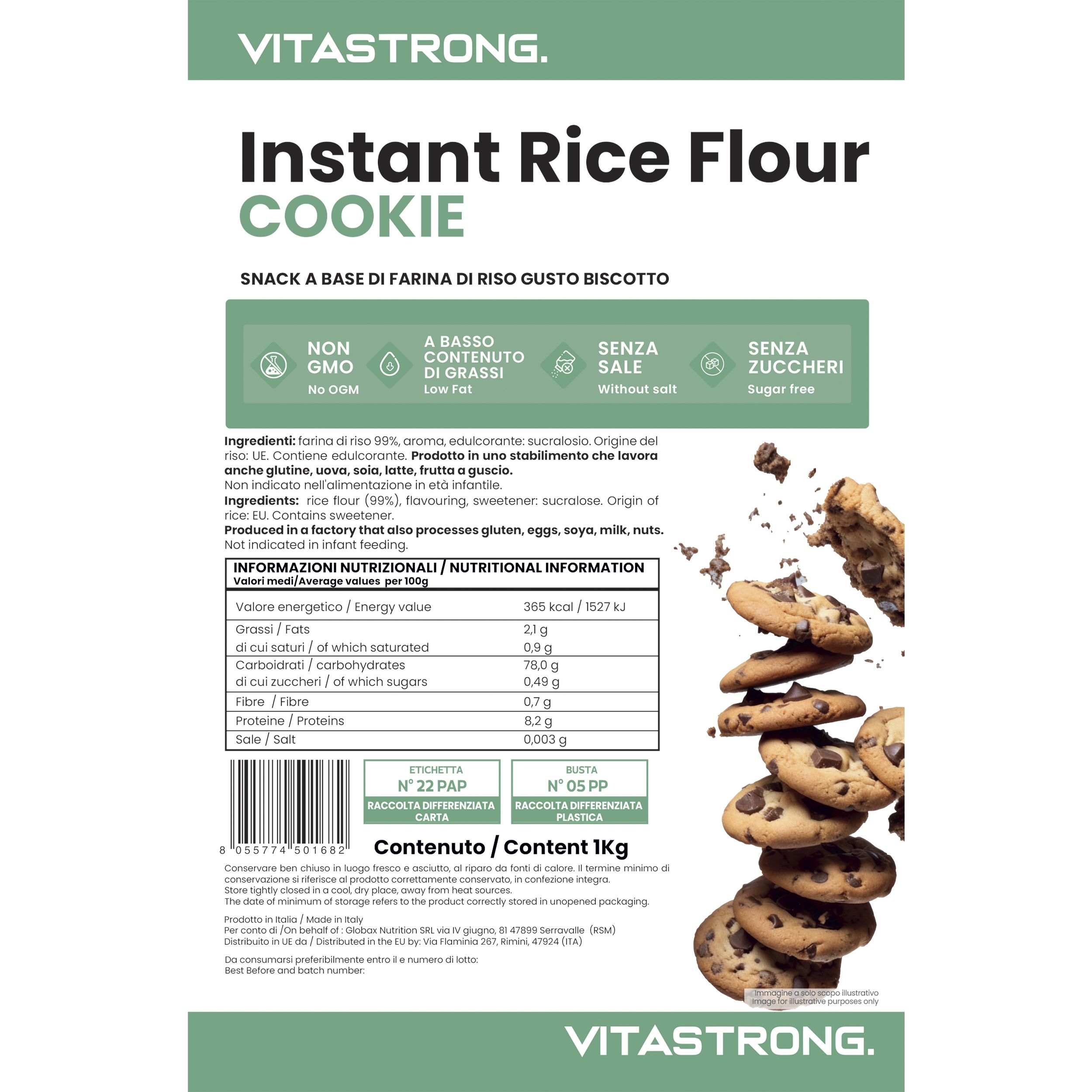 Vitastrong Instant Rice Flour Cookie. Verpackung mit Produktinformationen und Nährwertangaben. Stapel Kekse mit Schokoladenstückchen.