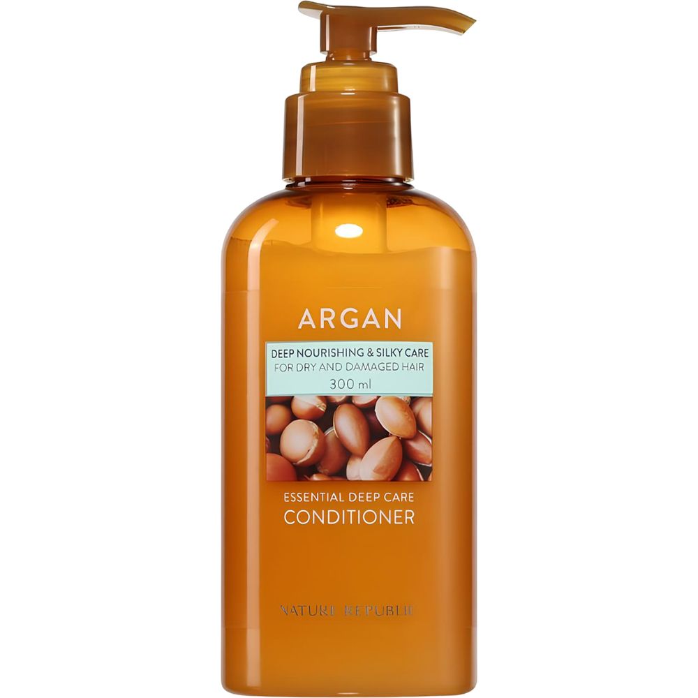 Braune Flasche mit Pumpe. Aufschrift: Argan Deep Nourishing & Silky Care, Essential Deep Care Conditioner. Marke: NATURE REPUBLIC.