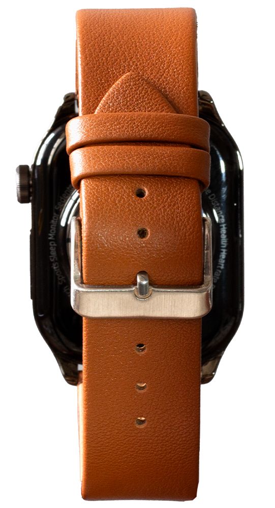 Rückseite einer Smartwatch mit braunem Lederarmband. Metallverschluss. Details des Armbands.
