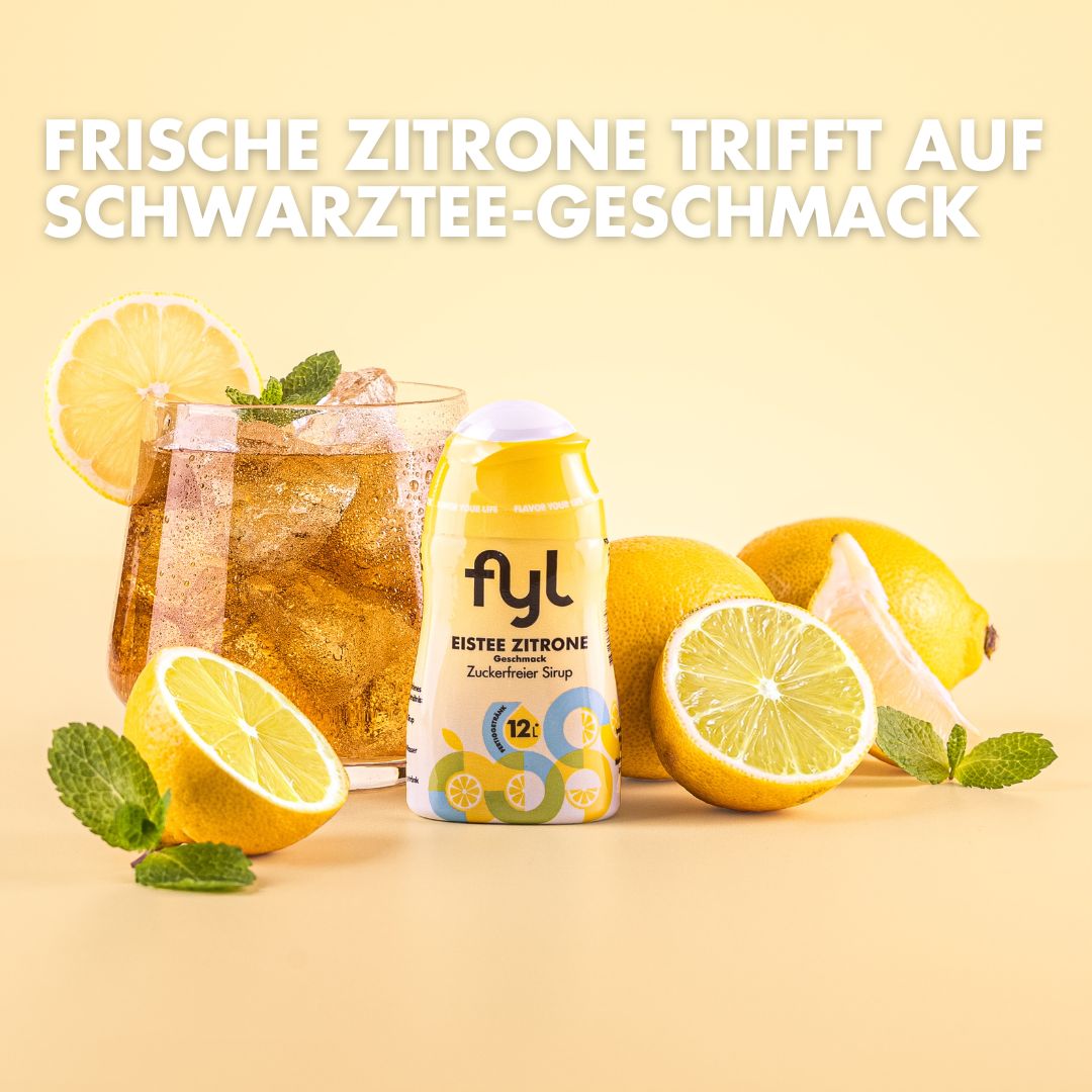 Gelbe Flasche mit fyl Eistee Zitrone, Zitronen, Minze und Glas Eistee. Aufschrift: Frische Zitrone trifft auf Schwarztee-Geschmack.