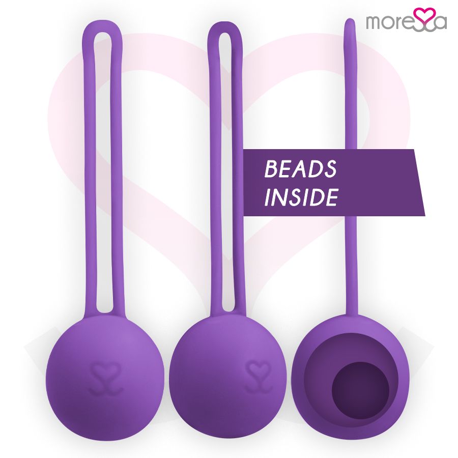 Drei lila Silikonkugeln mit Schnur, eine davon geöffnet, die innere Gewichte zeigt. "BEADS INSIDE" Aufdruck.