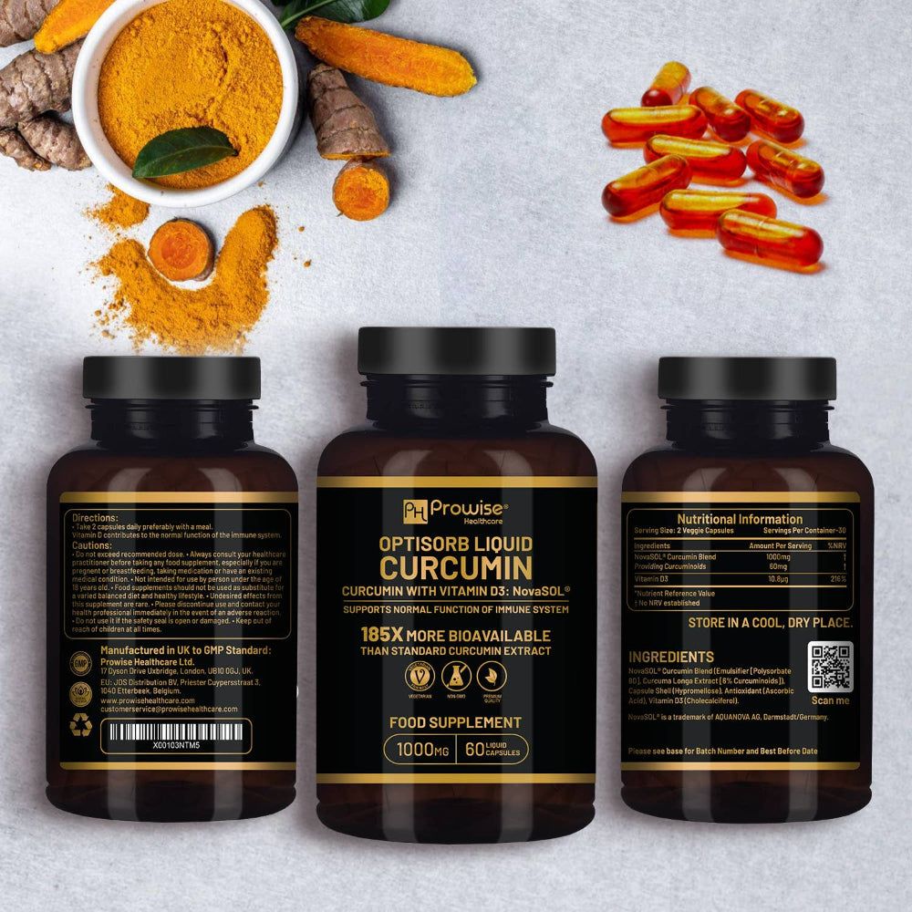 Drei Flaschen Optisorb Liquid Curcumin. Kapseln und Kurkuma-Pulver daneben. Aufschrift: Prowise Healthcare, Optisorb Liquid Curcumin, Curcumin mit Vitamin D3.