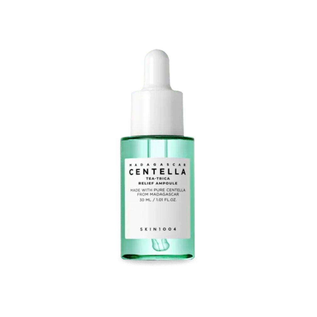 Kleine grüne Glasflasche mit Pipette, SKIN1004 Centella Tea-Trica Relief Ampoule, 30ml.