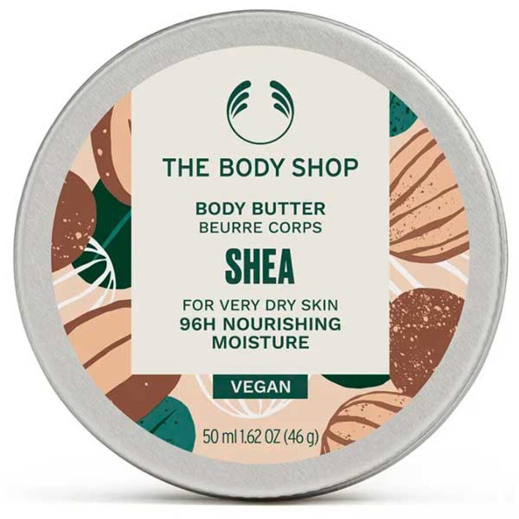 Runde Dose mit Deckel. Aufschrift: Body Butter Shea, für sehr trockene Haut, 96h Feuchtigkeit. Vegan. 50 ml.