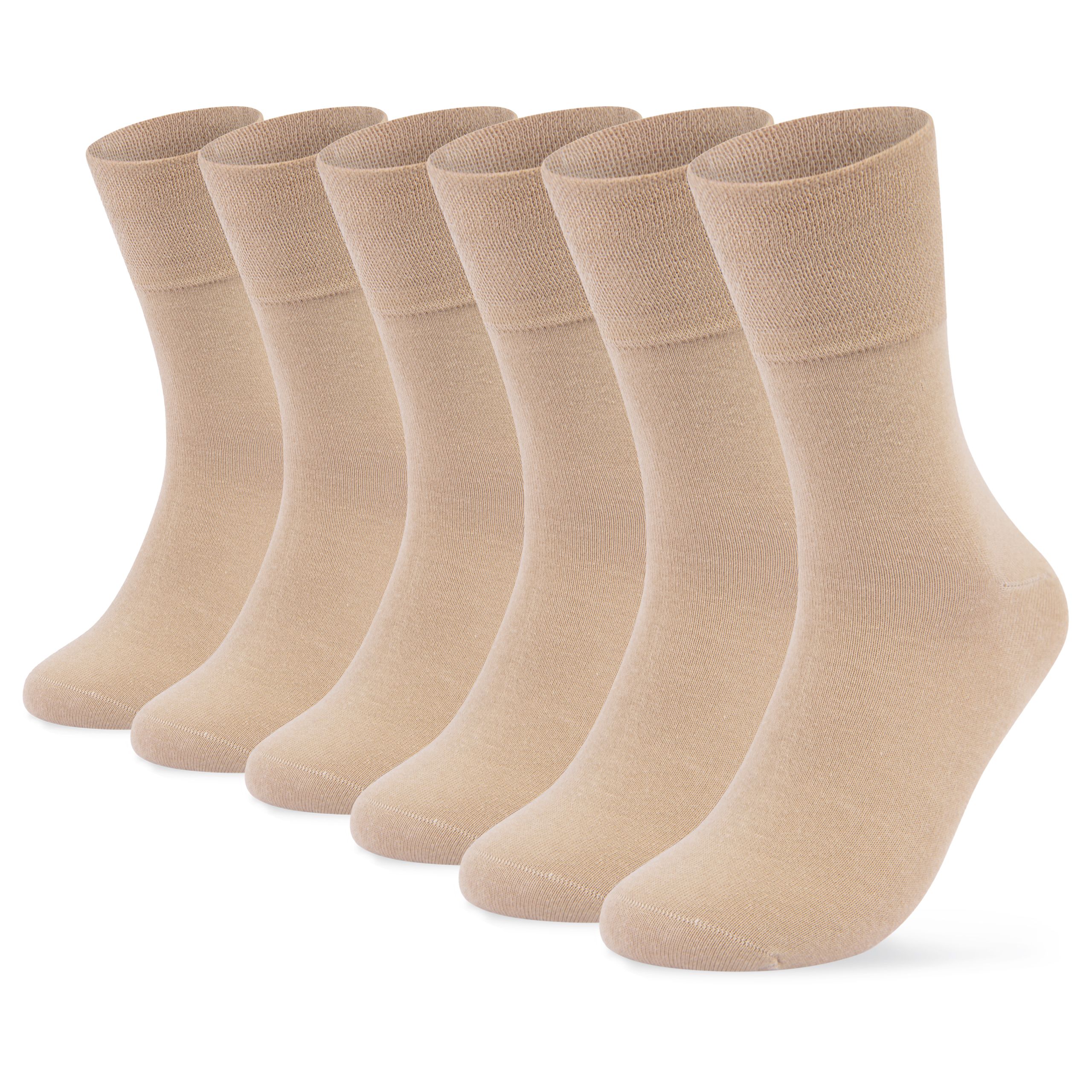 Sechs beige Socken. Ohne Gummi, ohne Naht. Aus 97% Baumwolle. Für Damen und Herren.