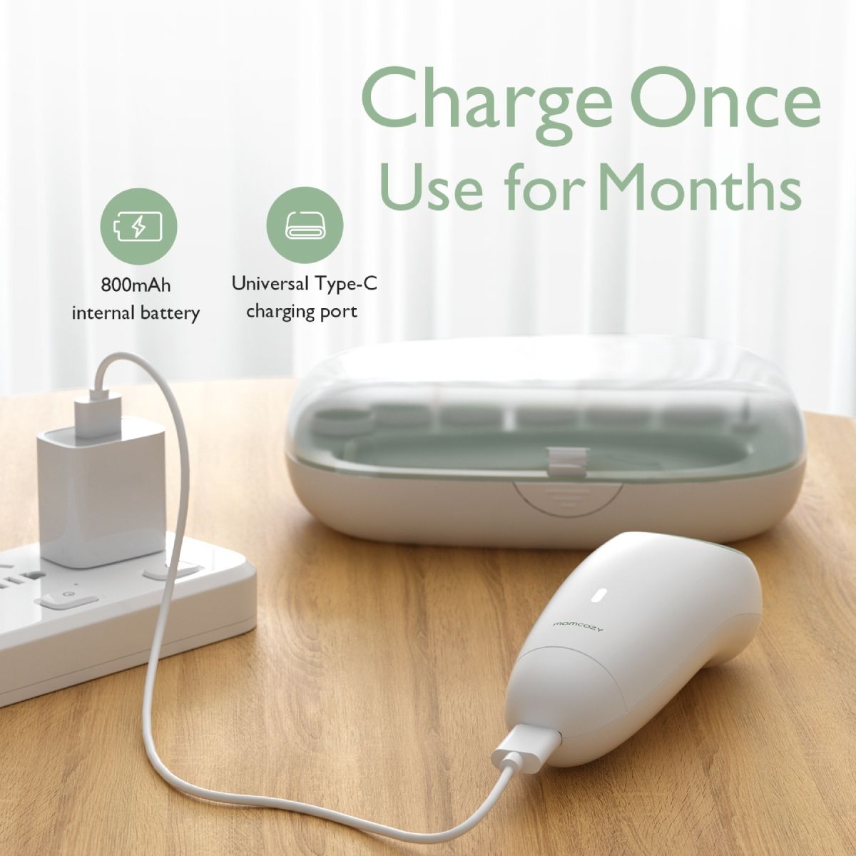 Produkt wird geladen. Feile und Zubehör in Halterung. Ladegerät und Kabel. Text: Charge Once Use for Months.