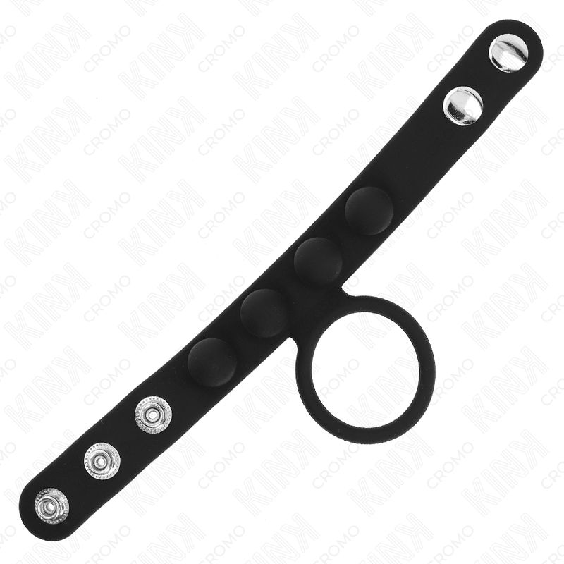 Schwarzer Penisring mit Druckverschluss und Ring. Der Ring hat drei Kugeln und einen Ring.