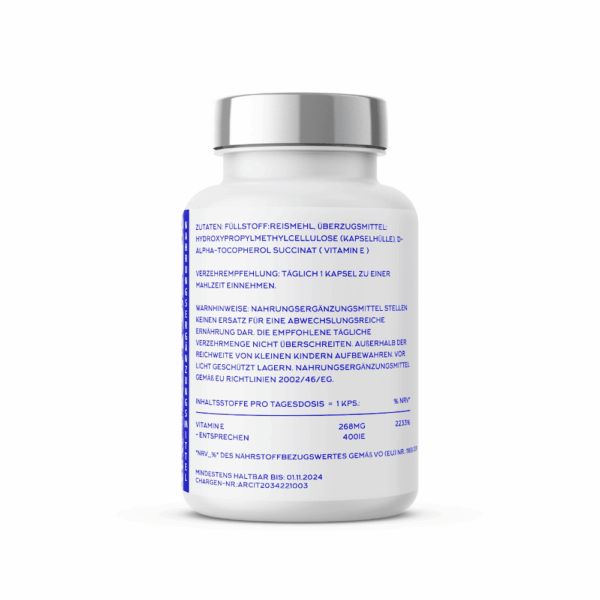 Weiße Flasche mit silbernem Deckel. Blaue Schrift auf dem Etikett. Text mit Inhaltsstoffen und Nährwertangaben.