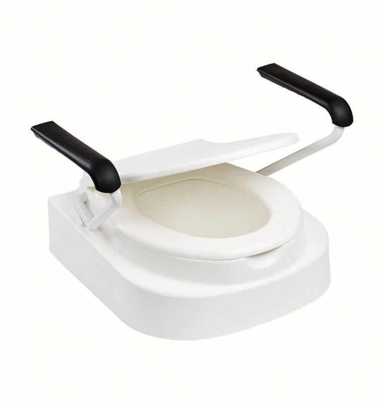 Toilettensitzerhöhung mit Armlehnen. Weißes Kunststoff-Design mit schwarzen Armlehnen. Erhöhte Sitzfläche.