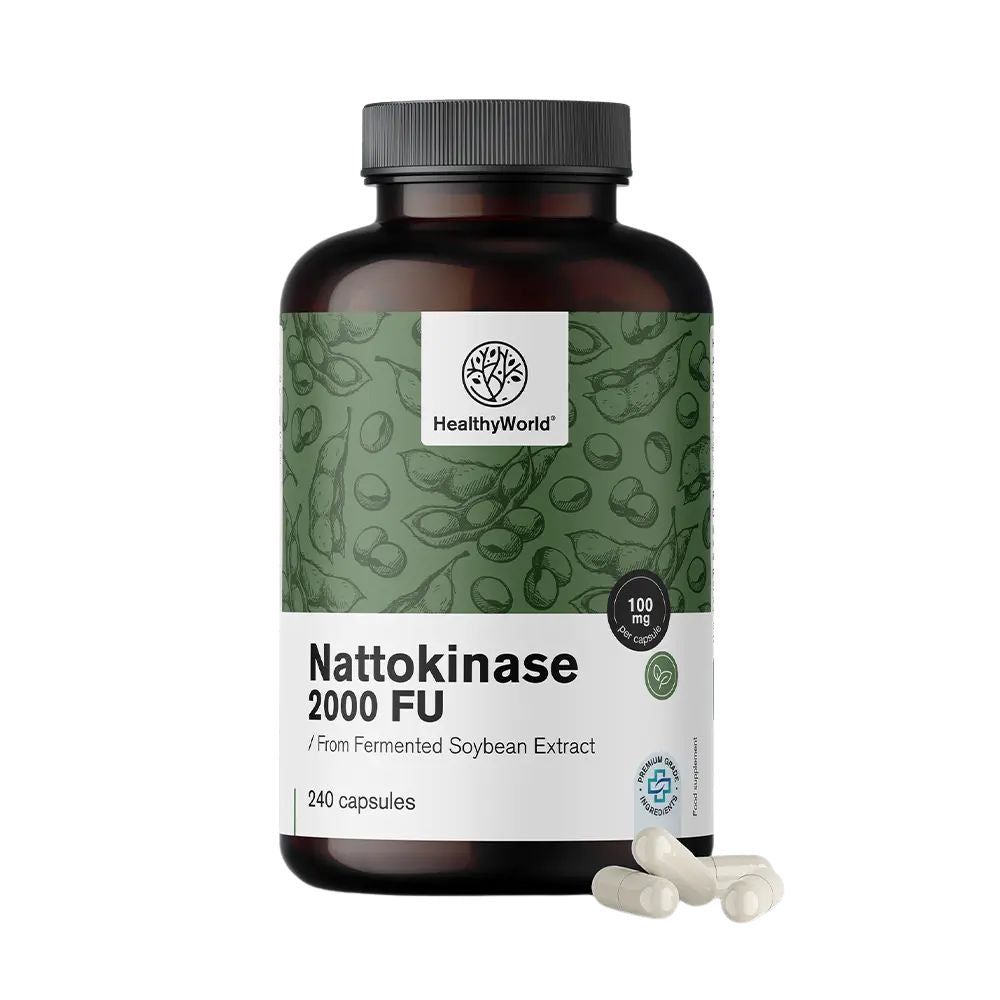 Braune Flasche mit weißen Kapseln. Aufschrift: Nattokinase 2000 FU, 240 Kapseln. Marke: HealthyWorld. Siegel.