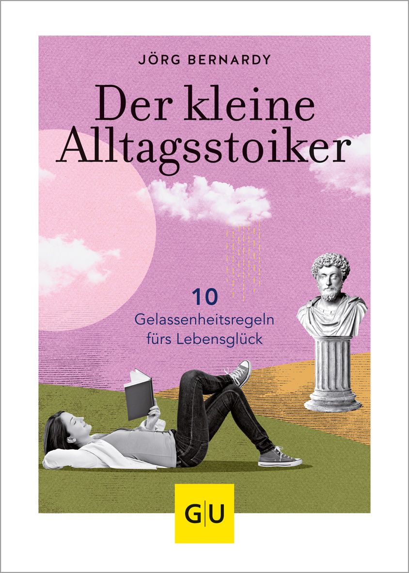 Buchcover mit Titel "Der kleine Alltagsstoiker". Person liegt lesend auf Wiese. Hintergrund: Himmel mit Wolken und Büste.