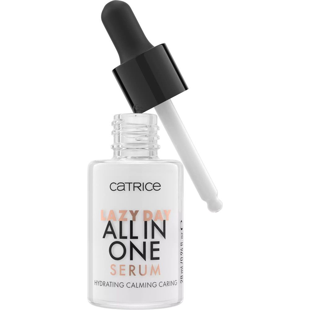 Weißes Serumfläschchen mit schwarzem Deckel und Pipette. Pipette aus dem Fläschchen heraus. Aufschrift: Catrice, Lazy Day All in One Serum.