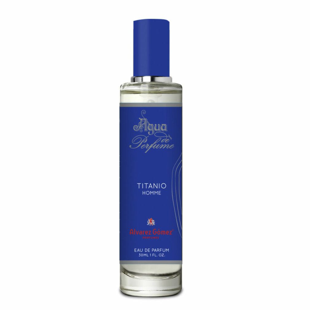 Parfümflasche mit blauem Etikett. Aufschrift: Agua Perfume, Titanio Homme, Alvarez Gómez. Eau de Parfum.