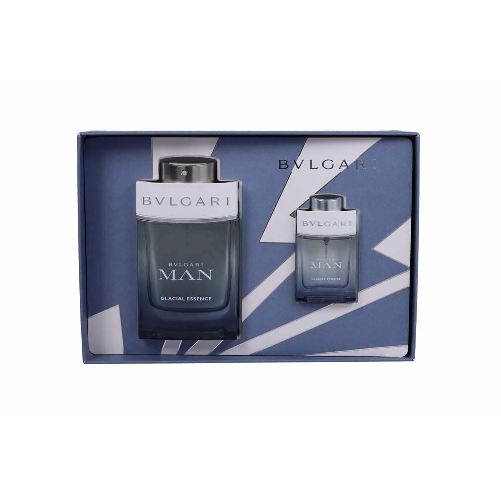 Blaues Geschenkset mit zwei Flakons. Auf der Verpackung steht "BVLGARI MAN".
