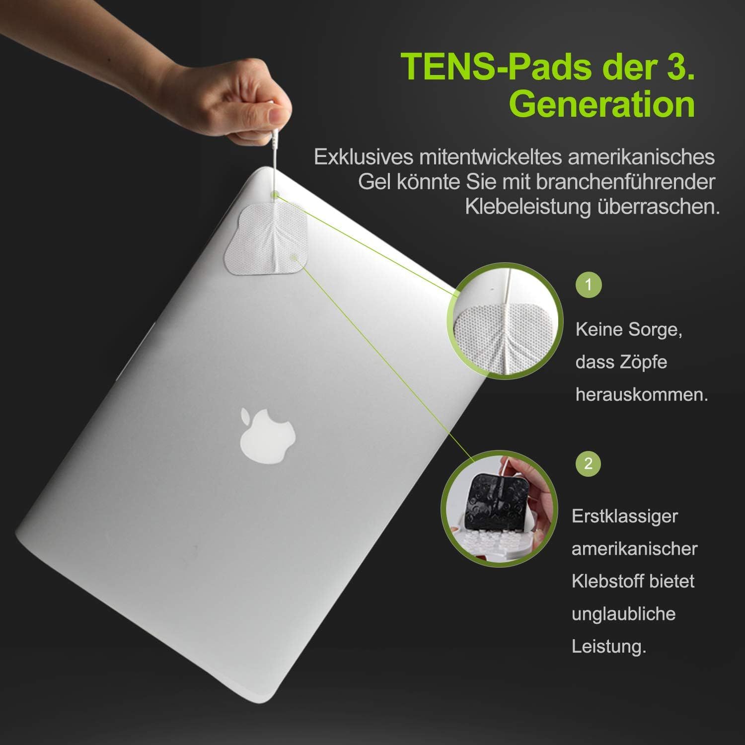 TENS-Pads der 3. Generation haften an einem Laptop.