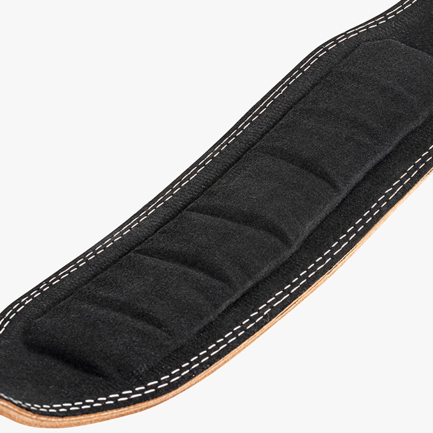 Innenansicht der CLIMAQX Power Belt. Schwarzes, gepolstertes Material mit weißen Nähten. Holzfarbener Rand.