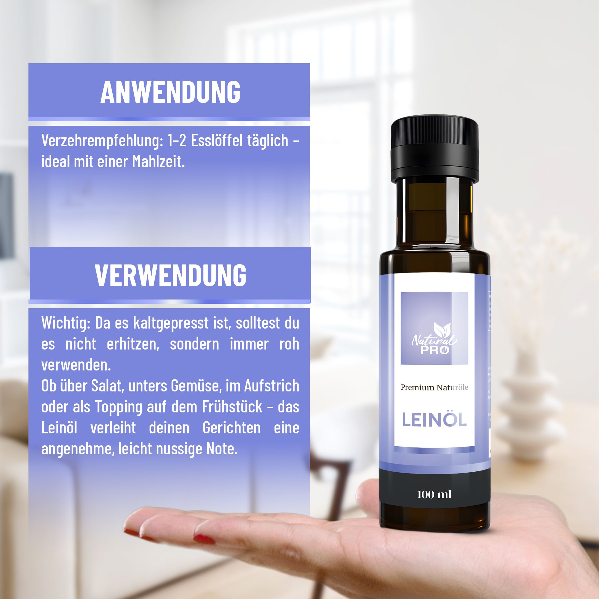 Produktflasche in Hand. Anwendungshinweise und Verzehrempfehlung. Hintergrund: Wohnzimmer.