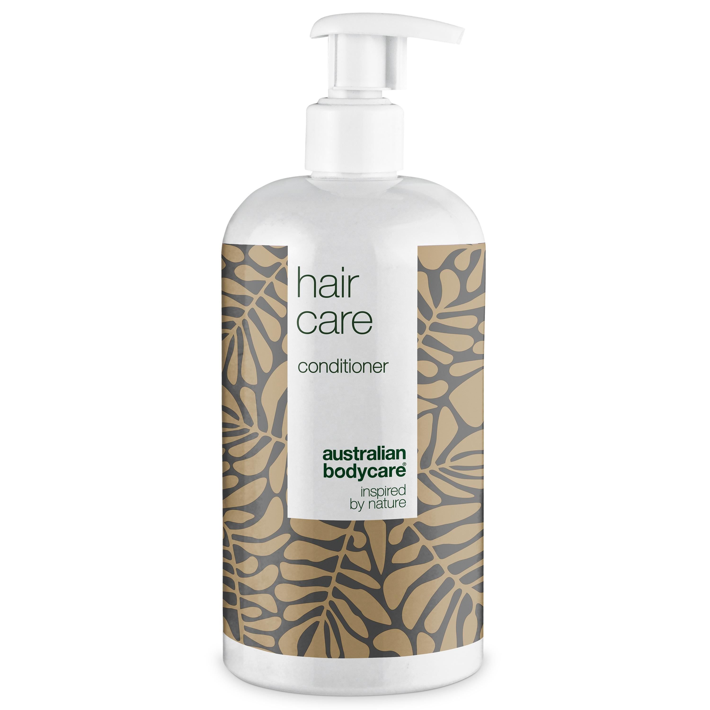 Weiße Flasche mit Pumpe. Aufschrift: hair care conditioner. Dekoratives Blattmuster. Australian Bodycare Logo.