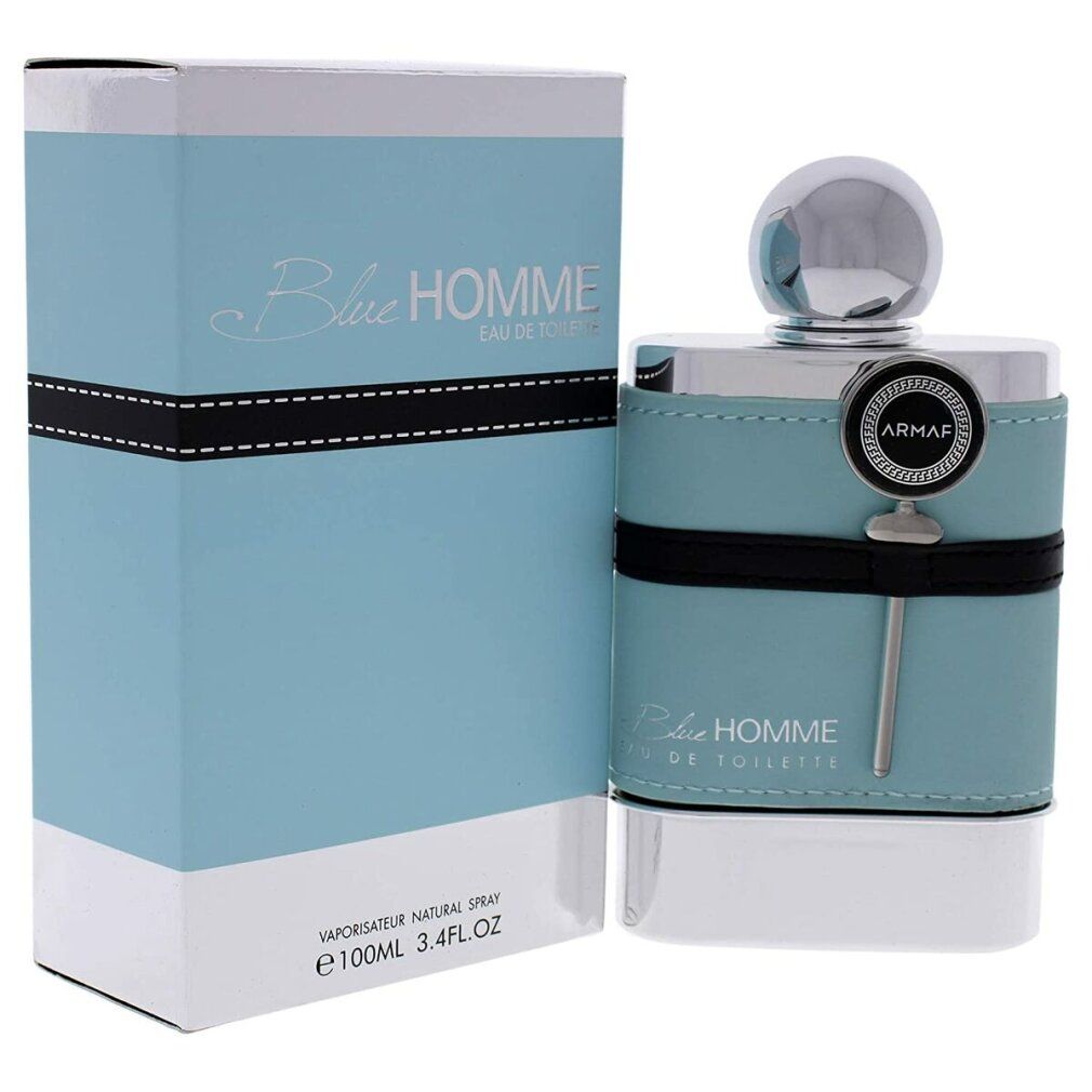 Hellblaue Flasche und Verpackung. Flasche mit silbernem Deckel, schwarzem Band. 'Blue Homme Eau de Toilette' Schriftzug.