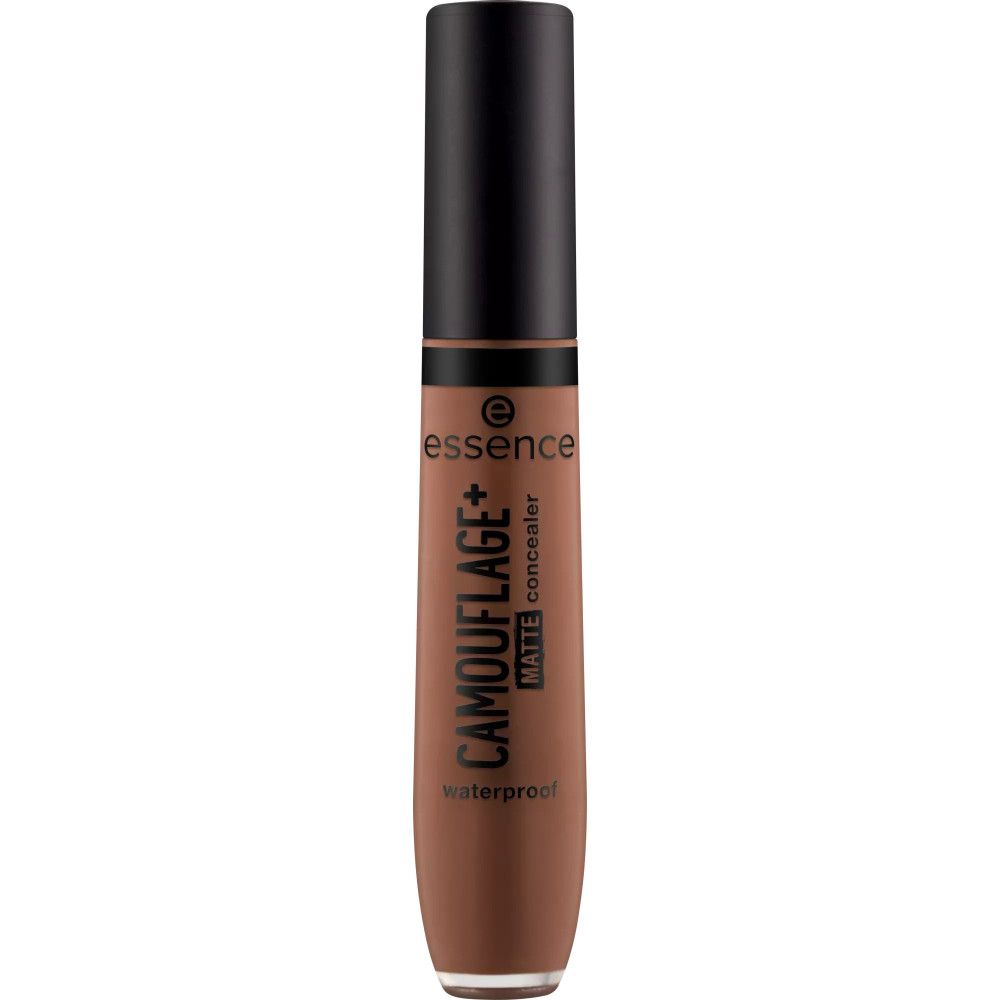 Essence Camouflage+ Matt Concealer, braune Tube mit schwarzem Deckel. Schriftzug: CAMOUFLAGE+ MATT concealer, Waterproof.