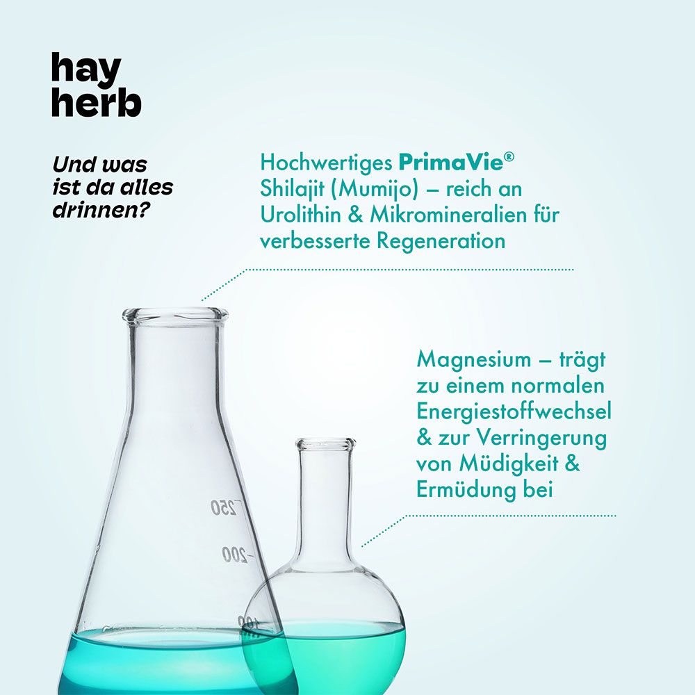 Zwei Laborflaschen mit blauer Flüssigkeit. Text: Hochwertiges PrimaVie Shilajit, Magnesium. Blauer Hintergrund.