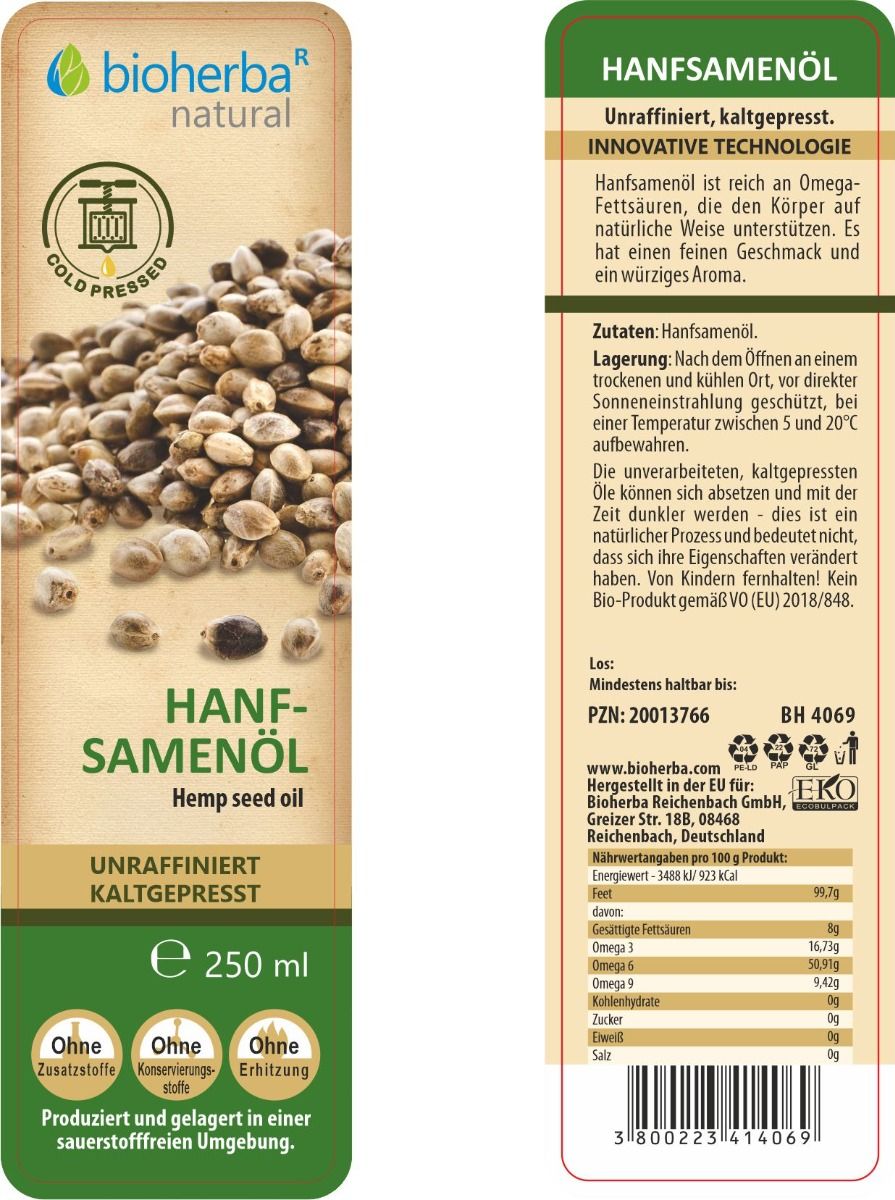 Etikett mit Hanfsamen-Abbildung und Text: Hanfsamenöl, kaltgepresst. Bioherba Logo. Enthält Nährwertangaben und Text in deutscher Sprache.