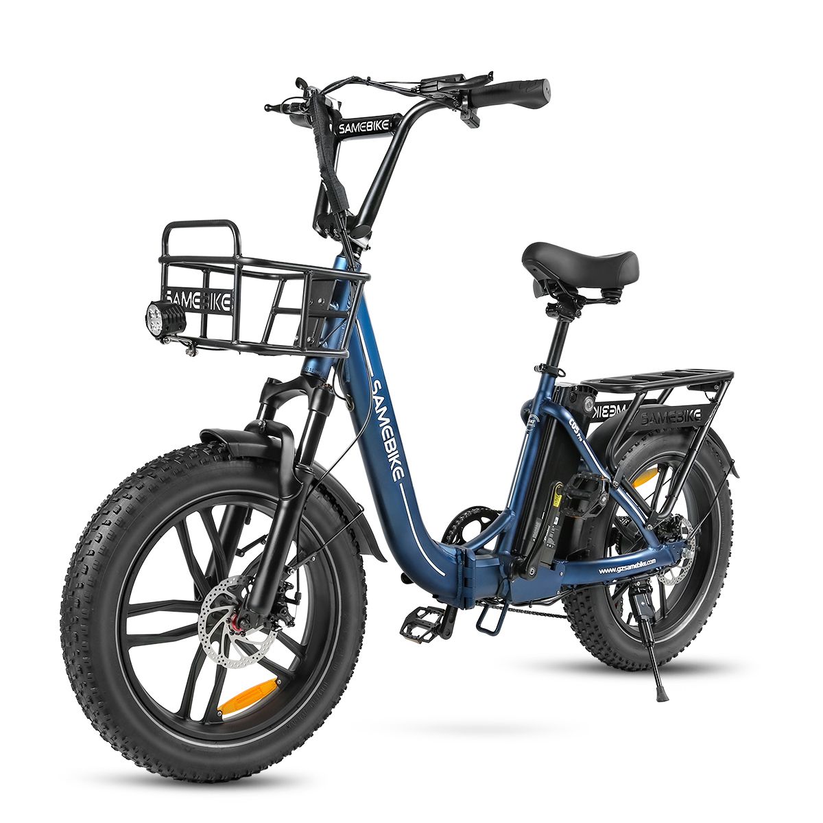 Blaues SAMEBIKE C05 Pro E-Bike. Schwarze Reifen, Korb, Gepäckträger. Sichtbare Marke SAMEBIKE.