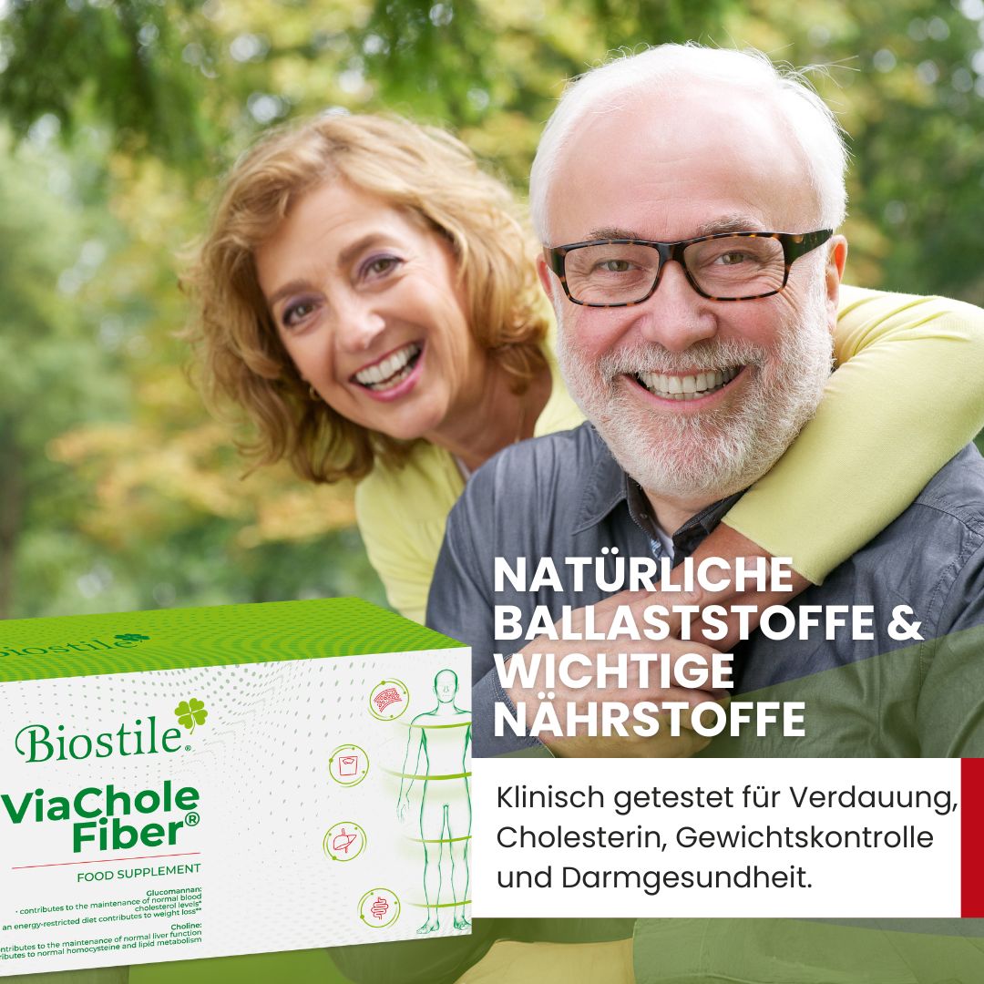 Älteres Paar lächelt, Biostile ViaChole Fiber Verpackung im Vordergrund mit Text über Ballaststoffe und Nährstoffe.