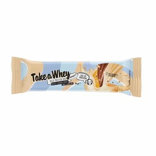 Take a Whey High Protein Bar in Verpackung. Hellbeige und blau. Aufschrift: Take a Whey, High Protein Bar, 46g.