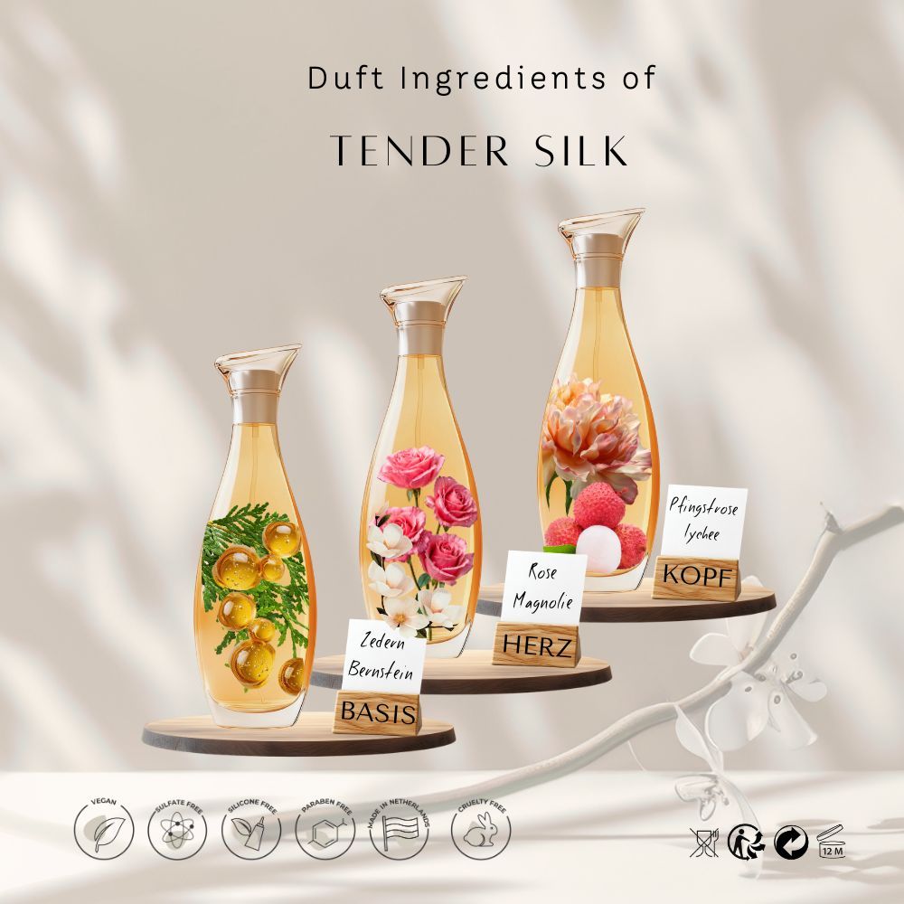 Drei Flakons mit floralen Inhaltsstoffen. Text: Tender Silk. Inhaltsstoffe: Zeder, Rose, Pfingstrose, Lychee. Holzschilder mit Text.