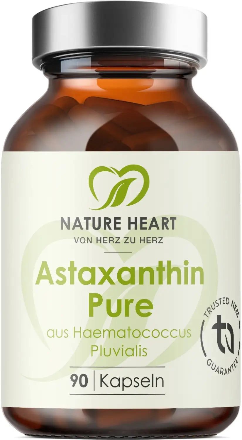 Braune Glasflasche mit Kapseln. Aufschrift: Astaxanthin Pure, 90 Kapseln. Logo: Nature Heart, Trusted NEM Guarantee.