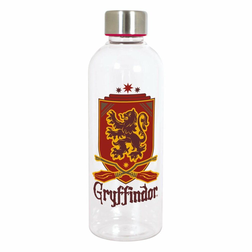 Transparente Trinkflasche mit Gryffindor-Wappen. Silberner Deckel, roter Rand. Rotes und goldenes Wappen mit Löwe und Schriftzug.