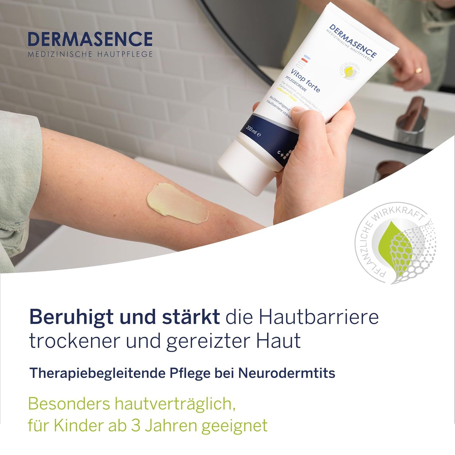 Person trägt DERMASENCE Vitop forte Pflegecreme auf Arm auf. Logo, Text: Beruhigt und stärkt die Hautbarriere.