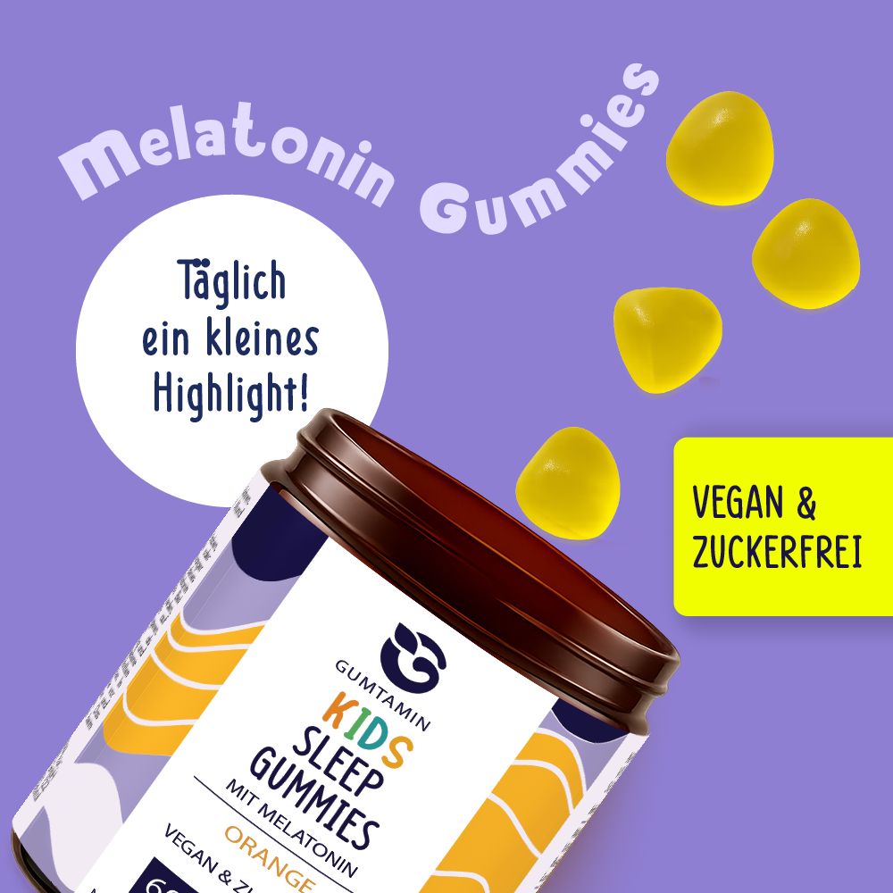 Geöffnete Dose mit gelben Gummibärchen. Text: Melatonin Gummies. Täglich ein kleines Highlight! Aufschrift: Gumtamin, Kids Sleep Gummies, Orange, vegan & zuckerfrei.