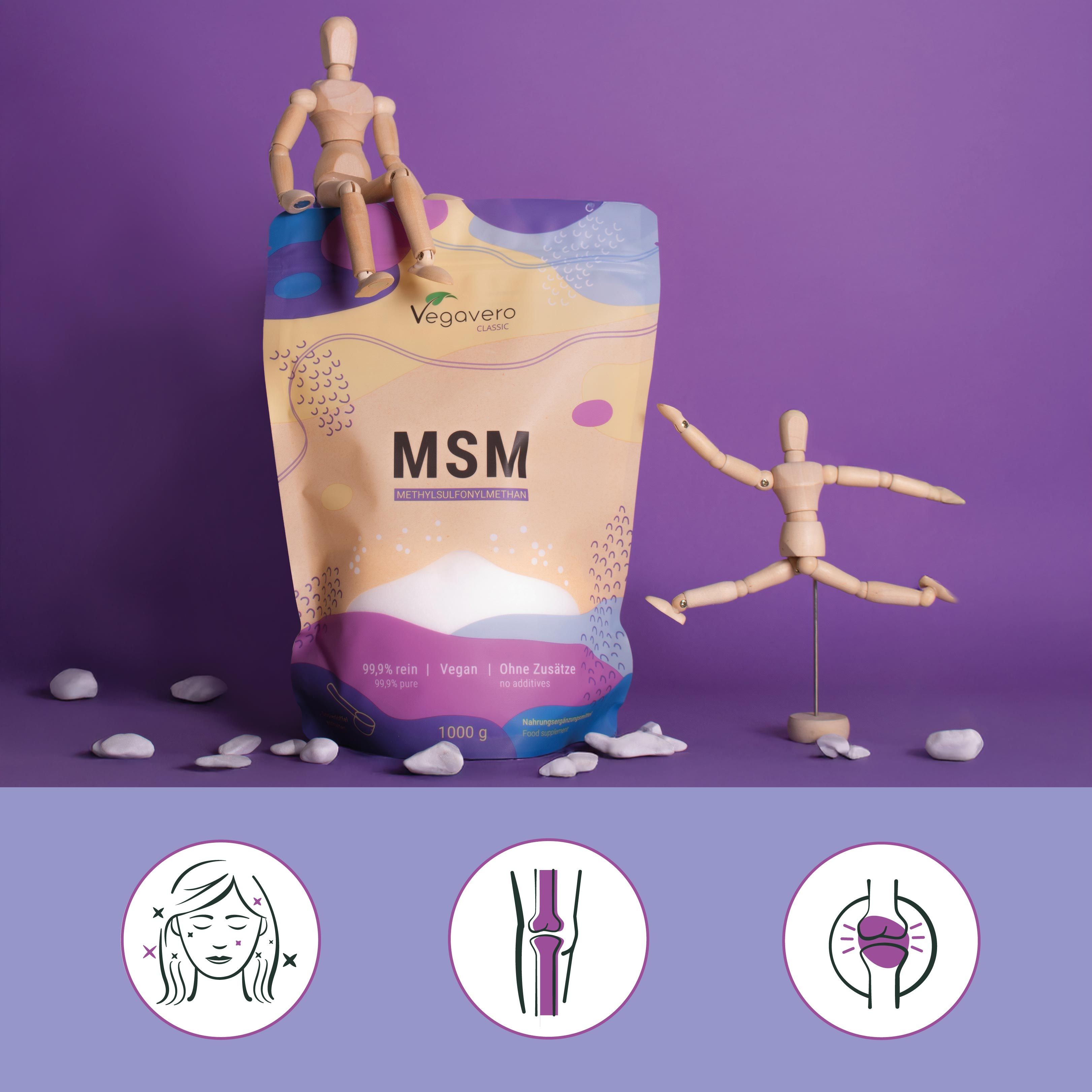 MSM-Pulver-Beutel. Marke Vegavaro. Zwei Holzpuppen. Illustrationen: Gesicht, Gelenk, Gelenk. Lila Hintergrund.